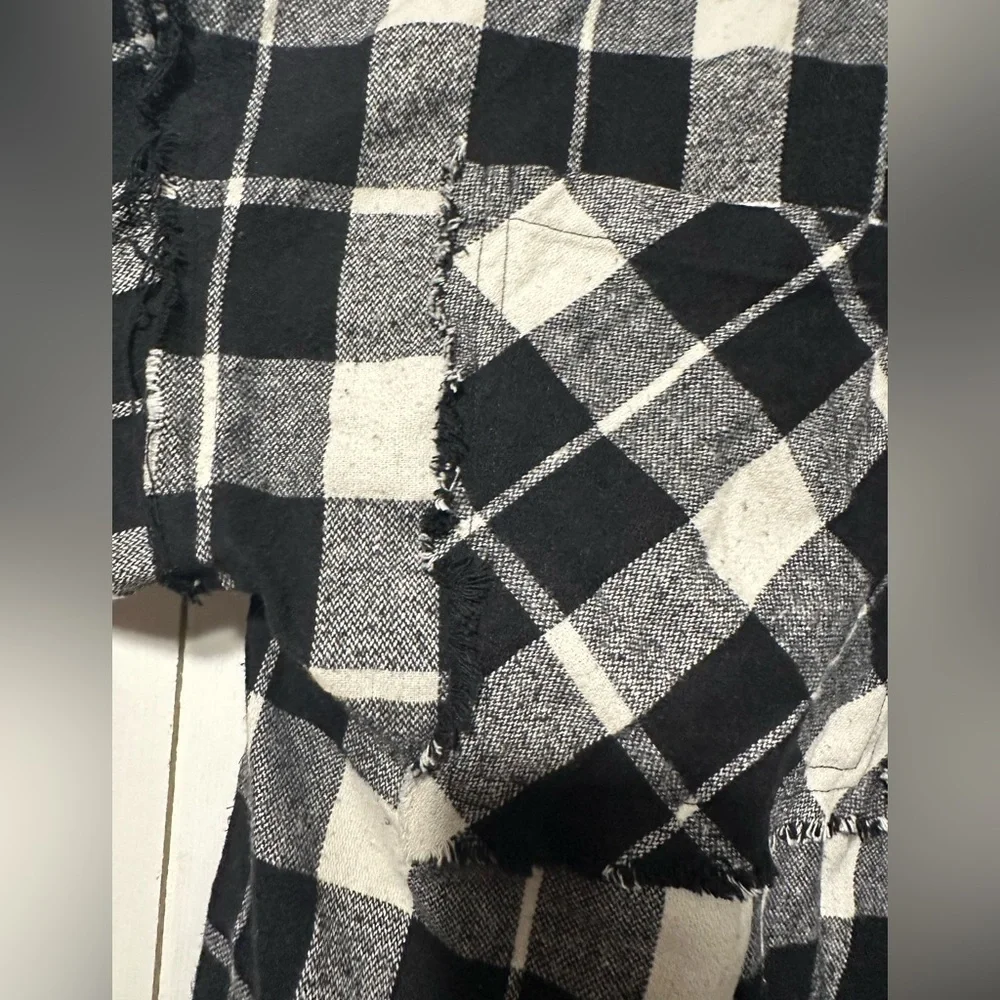 Oli & Hali Oversized Flannel Shacket SzM/L - Picture 2 of 4